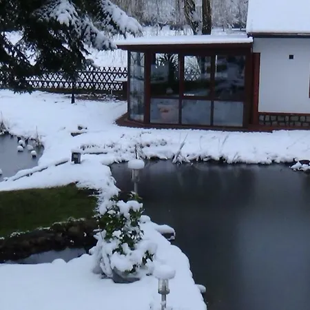 Ferienhaus Am Wasser * Burg (Spreewald)
